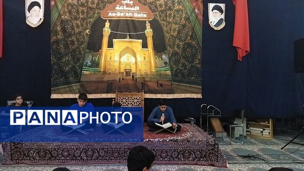 دم دمای اذان و قرائت آیاتی چند از قرآن 