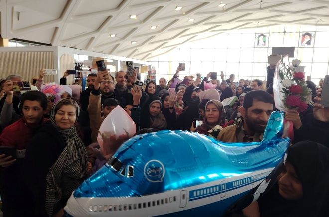 دانش‌آموزان ۶ استان کشور، با کوله‌باری از معنویت، از سفر حج عمره بازگشتند