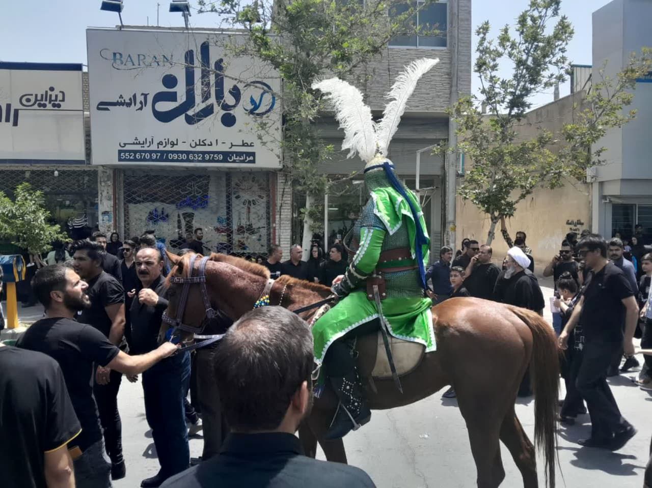 مراسم عزاداری عاشورای حسینی با حضور پرشور مردم و هیات‌های مذهبی شهرستان کاشمر 