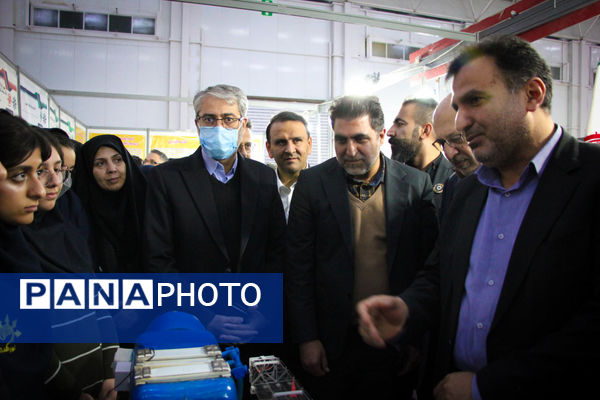 آغاز به‌کار نمایشگاه نوآوری و فناوری کاشان با ارائه دستاوردهای دانش‌آموزی