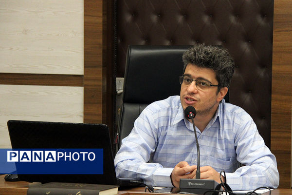 گفت‌وگوی صمیمی مدیرعامل خبرگزاری پانا با دانش‌آموزخبرنگاران استان‌ها