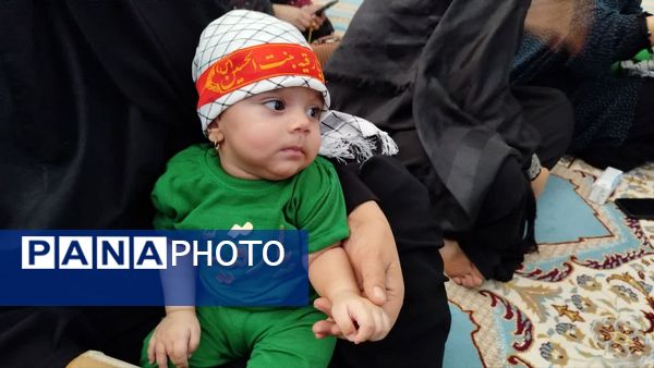 اجتماع شیرخوارگان حسینی در قلعه‌گنج 
