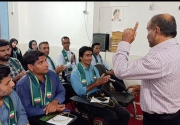 دوره توانمندسازی مربیان در رودان