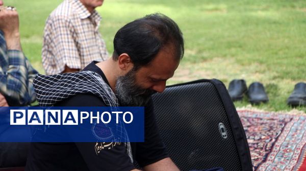 طنین دعای عرفه در پارک کوهستان یزد