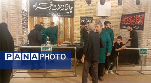 چایخانه حضرت زهرا(س) نیشابور در چهارمین شب 