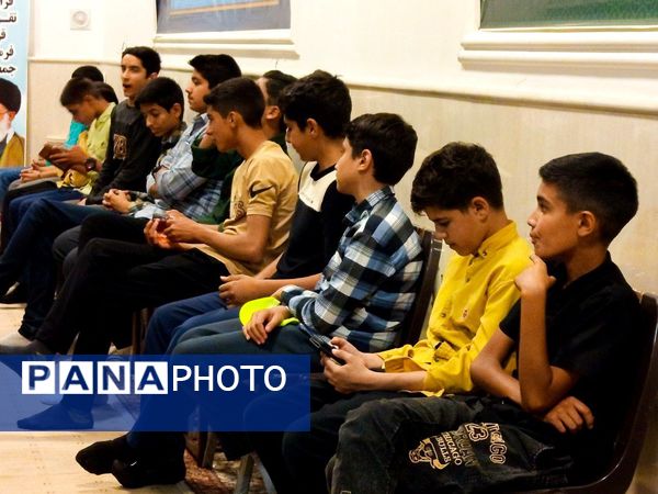 اعضای انجمن اسلامی با امام جمعه کاشمر دیدار کردند