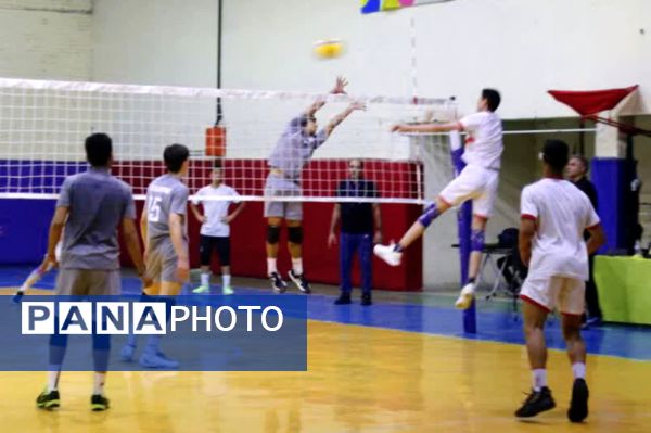 پایان اردوی انتخابی تیم ملی والیبال دانشآموزی دختران و پسران در خوزستان