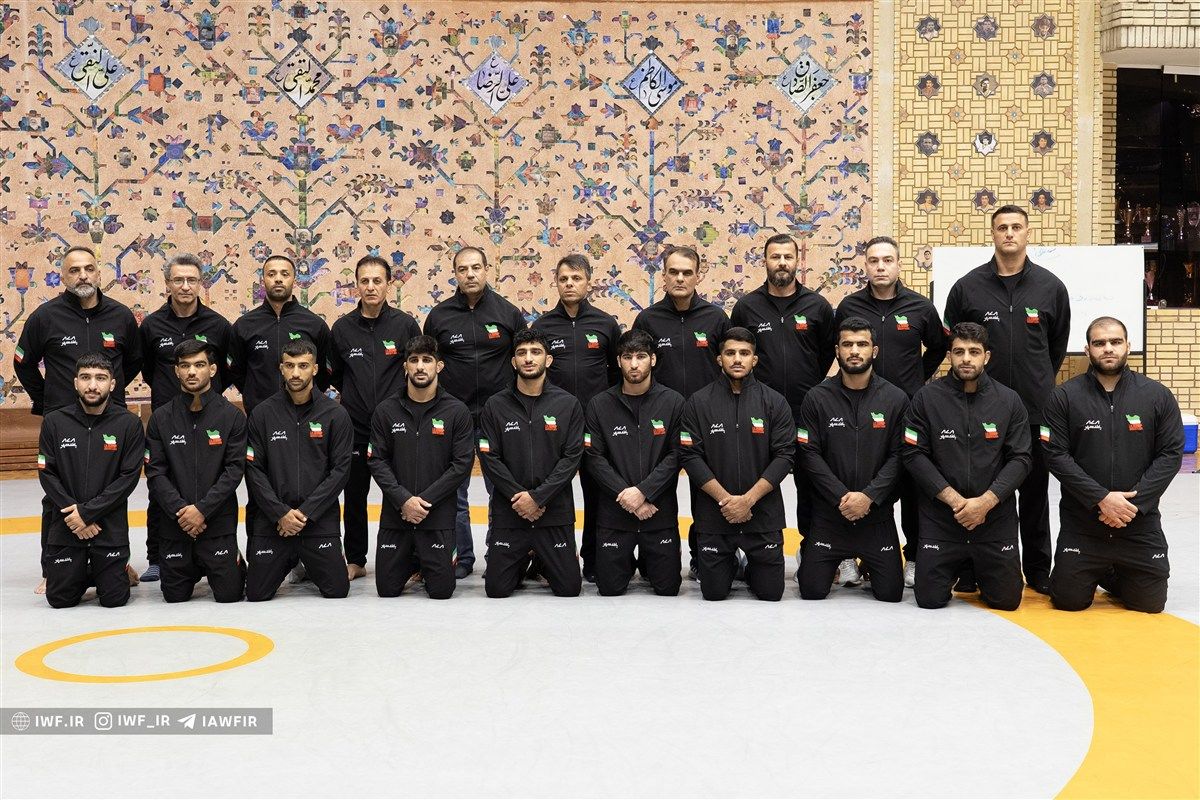 پسر فرنگی کار ایران در انتظار مرد یخی