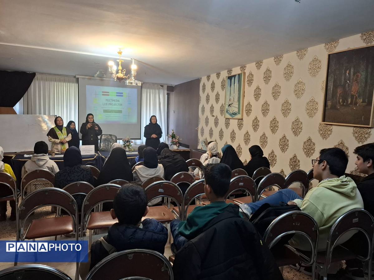 جلسه سوم دوره الفبای خبرنگاری ناحیه سه 