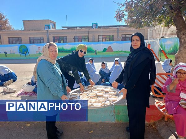 عزاداری ایام فاطمیه در دبستان  بنت الهدی صدر ۲