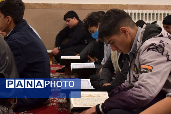 برنامه هماهنگ استانی «محفل معنوی قرآن و نماز جماعت» در نوخندان