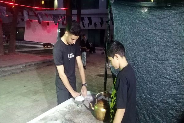تجلی عشق به امام حسین (ع)  در موکب نوجوانان شهرستان آباده