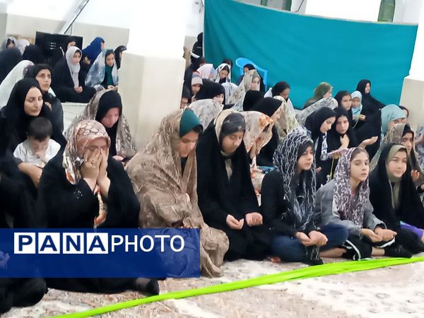 اعتکاف خواهران در مصلای مسجدالنبی کوهنانی؛ هم‌نشینی عبادت، آرامش و همدلی