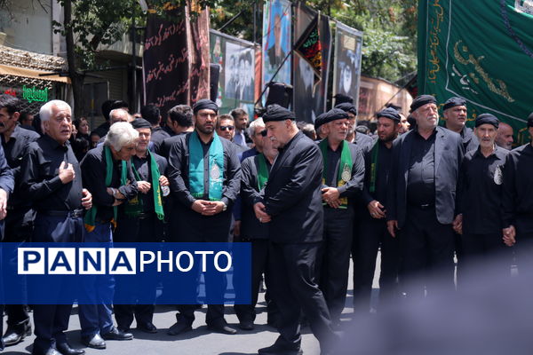 ظهر عاشورایی شهر اولین‌ها
