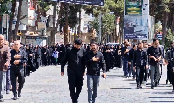 مراسم پیاده روی جاماندگان دیار عشق در شهرستان مرزی پارس آباد