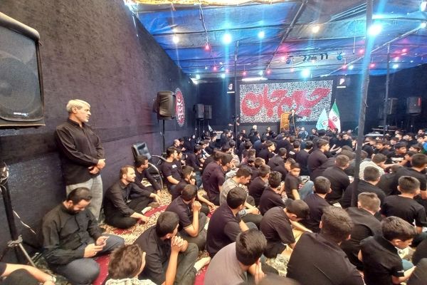 سوگواره احلی من‌‌العسل با حضور دانش‌آموزان آذرشهری 