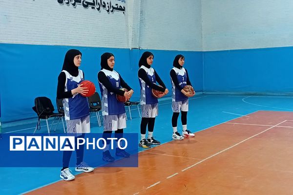 کارگاه توانمندسازی و مهارت آموزشی ورزشی شهرستان قرچک