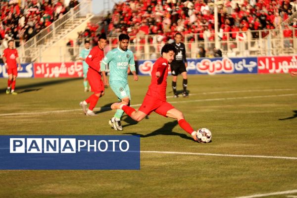 برد شیرین تراکتور در خانه