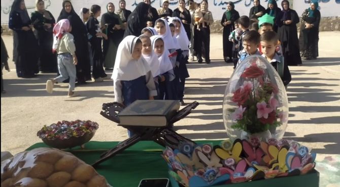 غوغای شکوفه‌های دانش در مدرسه شهید رجایی کَرف