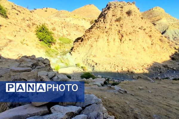 روستای برد‌زرد نگینی غریب در شهرستان لنده