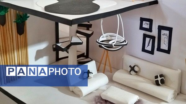 برپایی نمایشگاه آثار هنری دانش‌آموزان هنرستان حضرت خدیجه اشتهارد