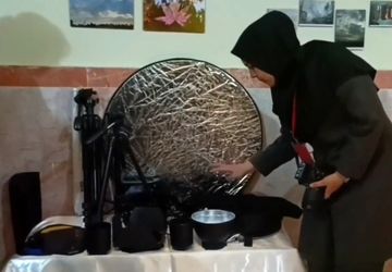 بازدید دانش‌آموزان دبیرستان تربیت از نمایشگاه آشنایی با مشاغل و رشته‌ها در هنرستان مبتکران رودهن 