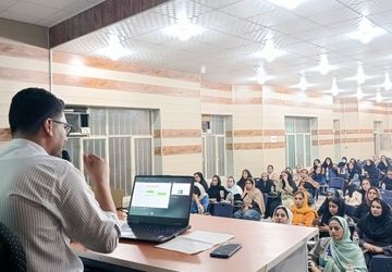 دومین دوره کارگاه روانشناسی ویژه والدین در حاجی‌آباد