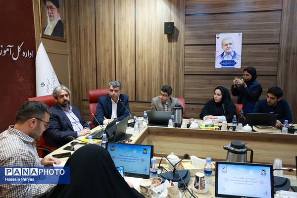 نشست صمیمی خبرنگاران پانا شهرستان‌های استان تهران با مدیرعامل خبرگزاری پانا