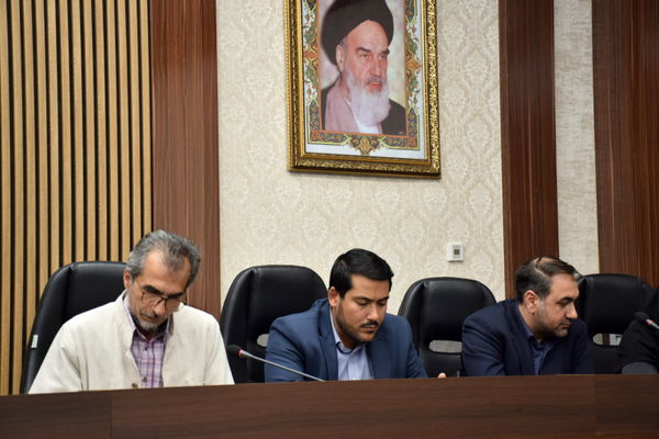 هم‌اندیشی هنرمندان تربت‌حیدریه برای توسعه فرهنگ و هنر شهرستان