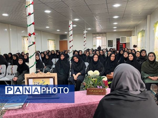 برگزاری مراسم به مناسبت جشن جوانه ها در دبیرستان شهید محمدی پور خلیل آباد 