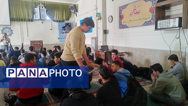 هیات هفتگی دانش‌آموزی در دبیرستان شاهد ابوذر غفاری نیشابور 