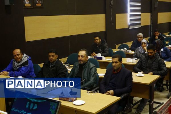 جلسه مشترک شورای ساماندهی امور جوانان و شورای ورزش فیروزکوه