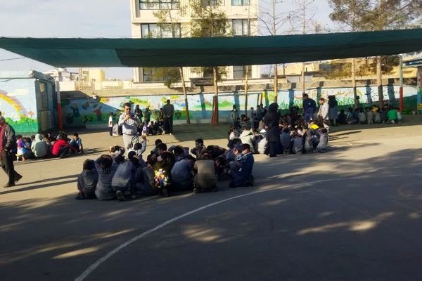 مانور زلزله در مدرسه فضیلت کاشمر