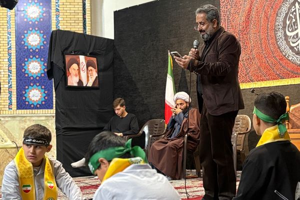 مراسم عزاداری نوگلان فاطمی با حضور طلایه‌داران علم 