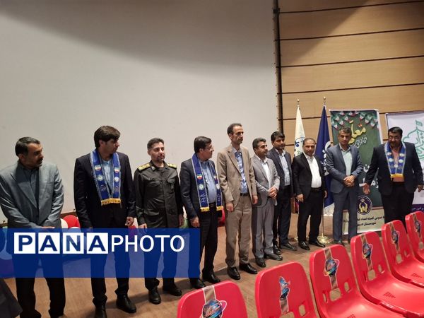 همایش تجلیل از مربیان و دانش‌آموزان پیشتاز برتر شهرستان جم 