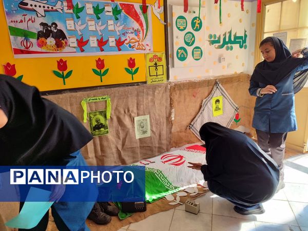فضاسازی هنرستان بصیرت آشخانه به‌مناسبت دهه فجر