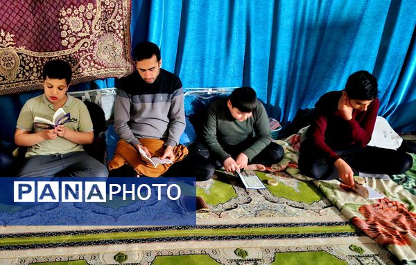 برگزاری مراسم اعتکاف پدر پسری در مسجد جامع آشخانه