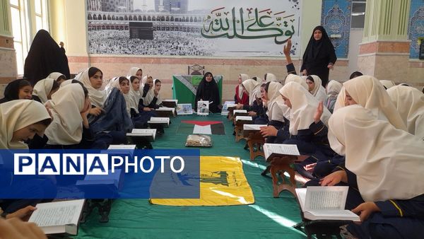  بزرگداشت شهادت مجاهد شهید سیدحسن نصرالله با برگزاری مراسم ختم قرآن در دبیرستان فاطمیه ملارد