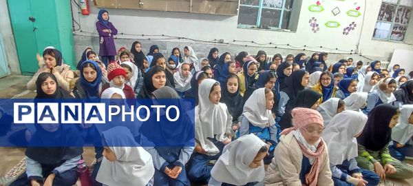 برگزاری جشن روز پدر در مدرسه شهید خاقانی شهرستان شیروان