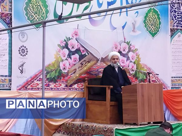 برگزاری محفل انس با قرآن و یادواره شهدای قرآنی در مسجد سرچشمه پیشوا 