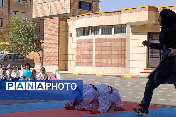 هفتهٔ تربیت بدنی تجلی‌گر شادابی و نشاط در دانش‌آموزان