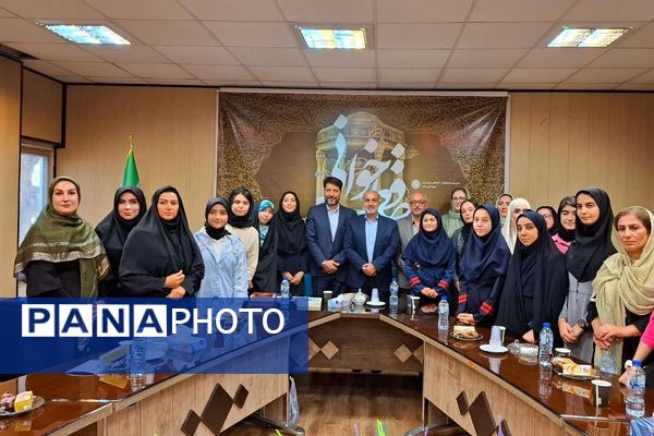 برگزاری مراسم حافظ‌ خوانی و مشاعره به‌مناسبت هفته فرهنگی شهرستان ملارد