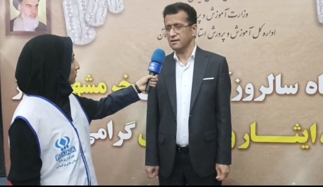 شهیدان باید به عنوان الگوهایی درخشان برای نسل‌های آینده معرفی شوند