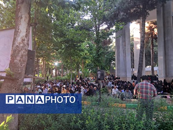 مراسم دعای عرفه درجوار شهدای گمنام پارک وحدت شهرستان آشخانه