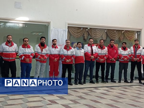 همایش دهه بصیرت و مقاومت در تویسرکان با حضور رئیس جمعیت هلال‌احمر کشور