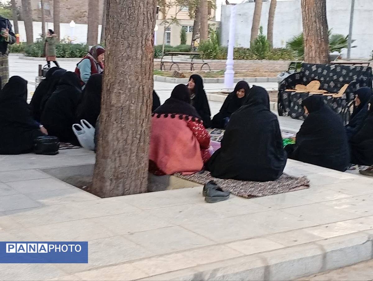 برگزاری ختم صلوات در پارک بانوان قائم شهرستان کاشمر