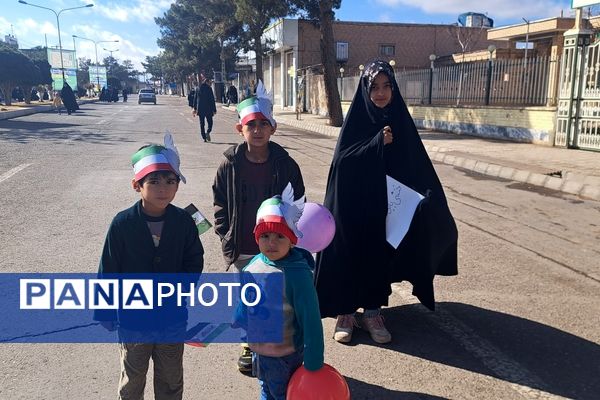 راهپیمایی و جشن یوم الله ۲۲ بهمن در شهرستان گناباد 