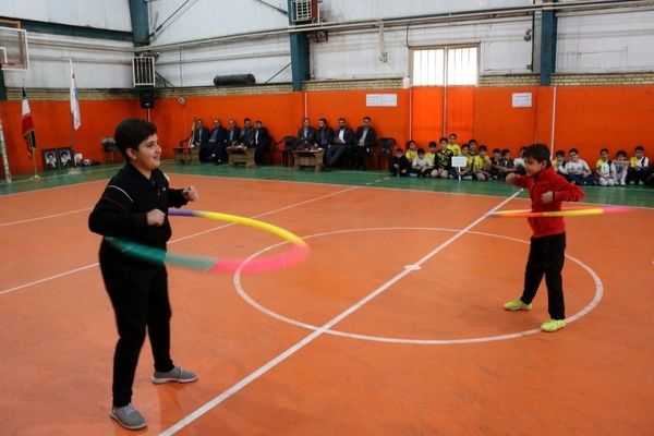 ویژه‌ برنامه گرامیداشت هفته تربیت‌بدنی در دبستان شاهد فرخی مرند