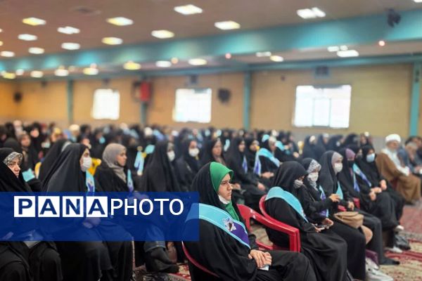 اعزام دانش‌آموزان دختر استان فارس به حج عمره