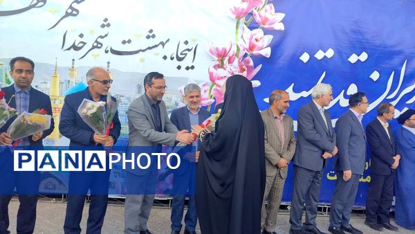 استقبال از برگزیدگان شانزدهمین المپیاد ملی فرش دستباف در مشهد